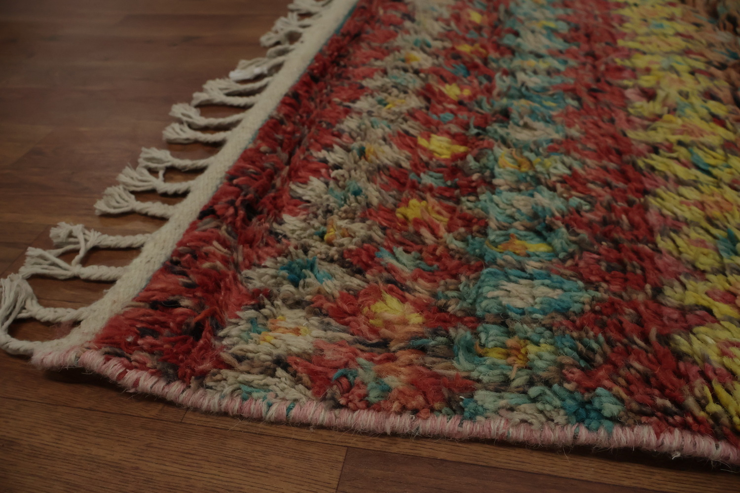 Bohemian Moroccan Area Rug 9x15 for a Modern Artistic Touch