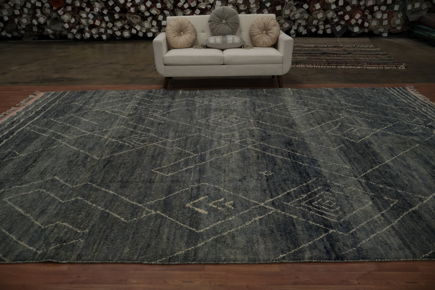 Elegant Moroccan Large Rug 10x15 for Modern Living Rooms