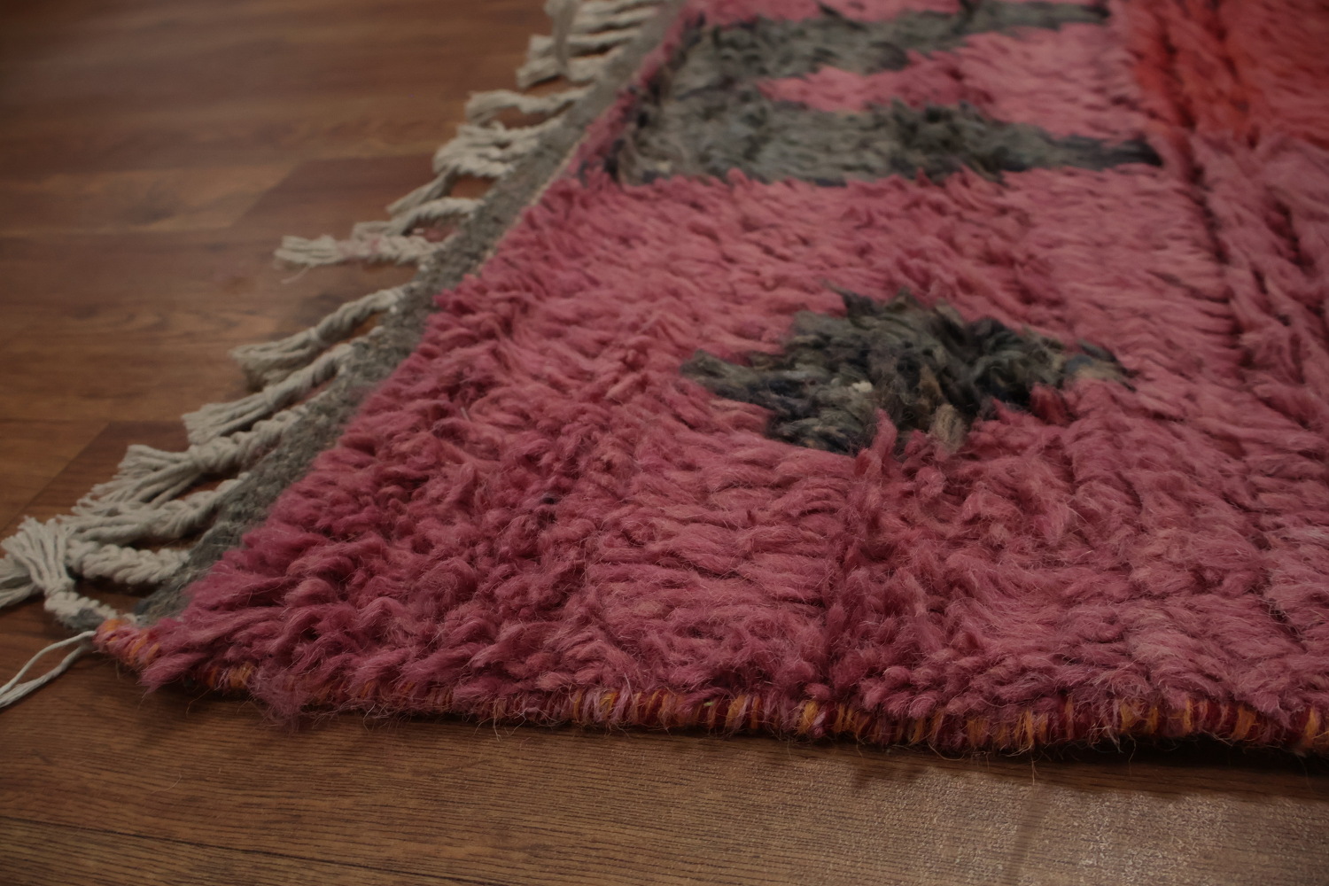 Artistic Rectangles Moroccan Area Rug 8x10 for Creative Interiors