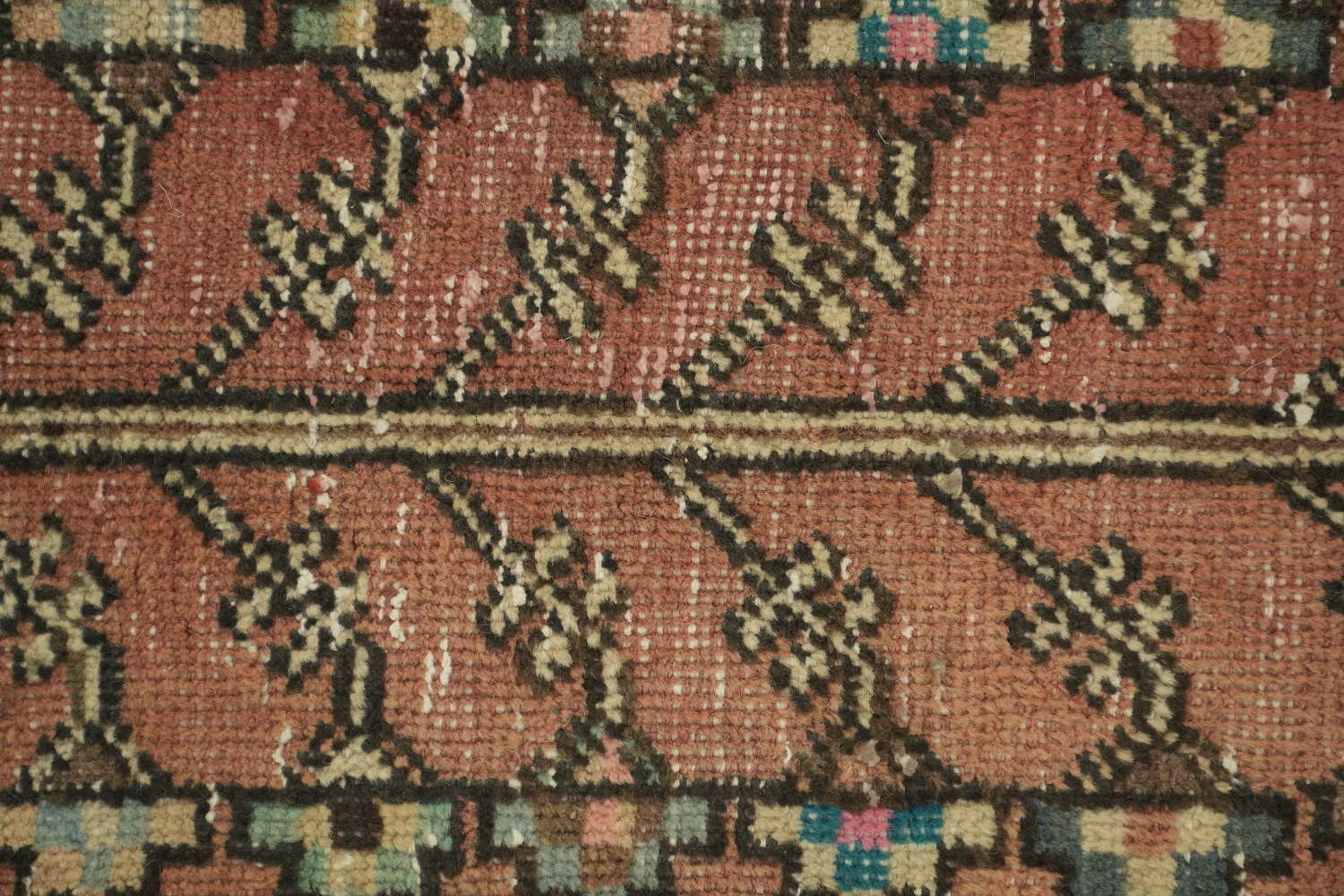 Tribal Geometric Shiraz Persian Rug 5x7