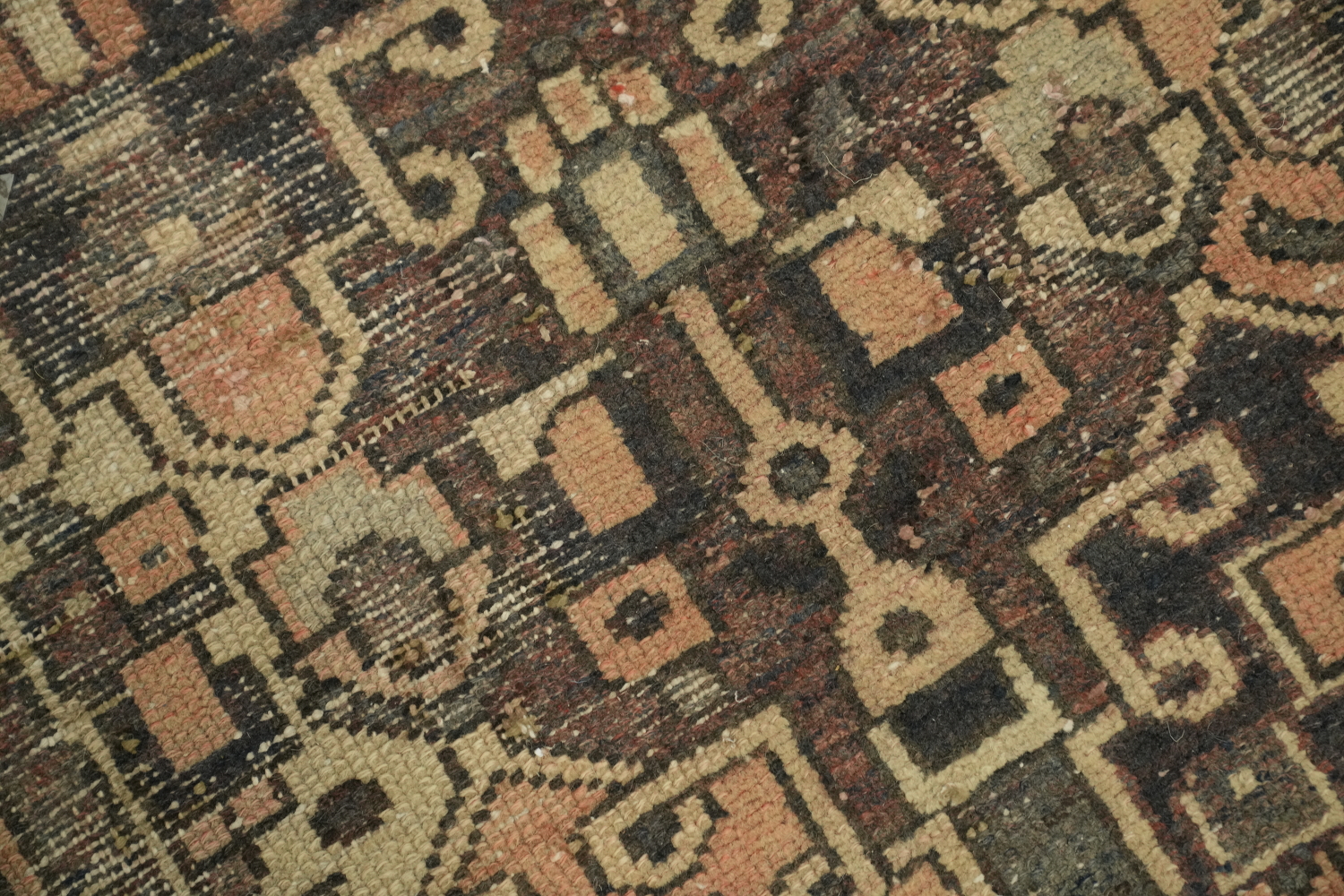 Distressed Bakhtiari Persian Area Rug 5x10