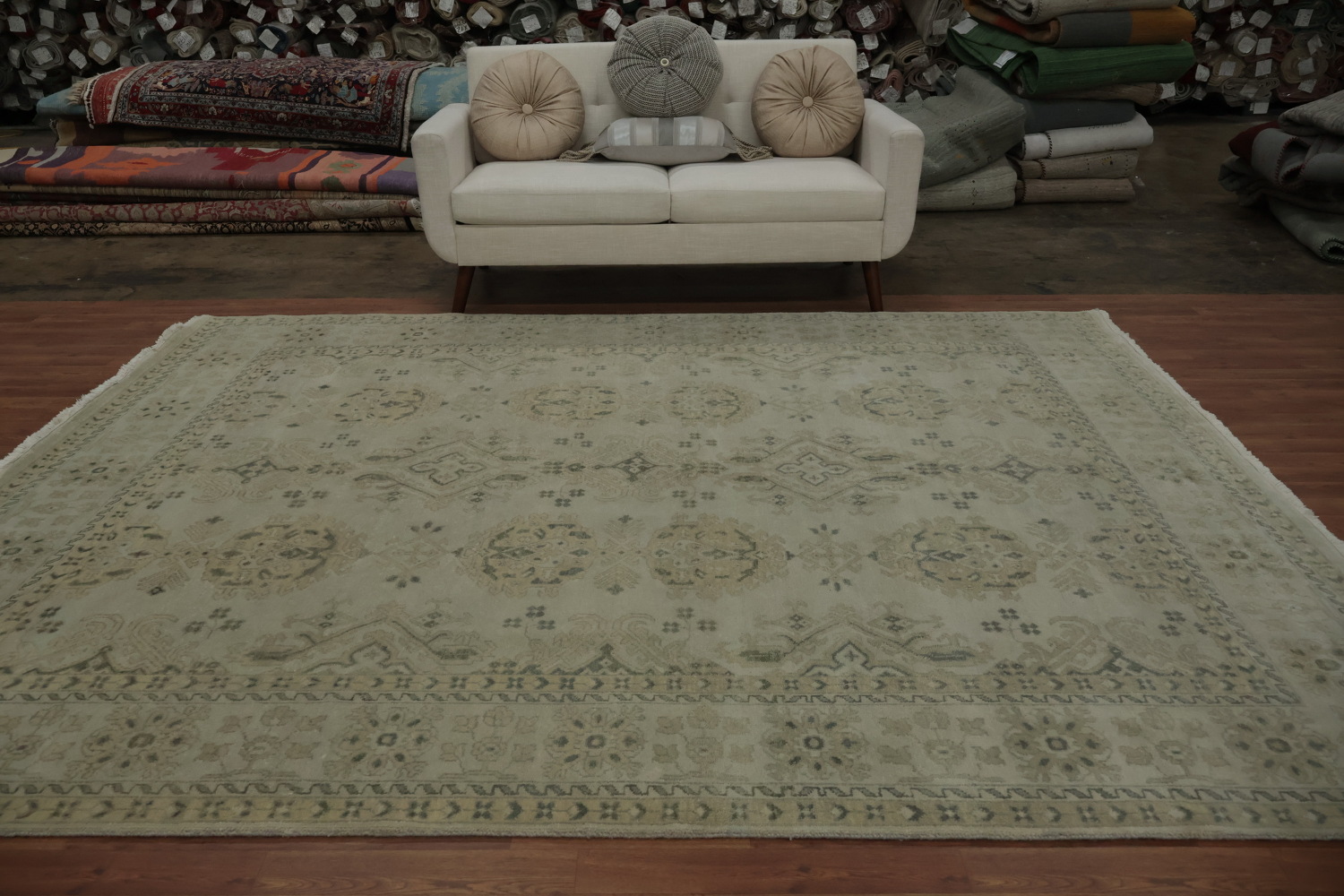 Elegant Oushak Area Rug 8x10 for a Timeless Home Aesthetic