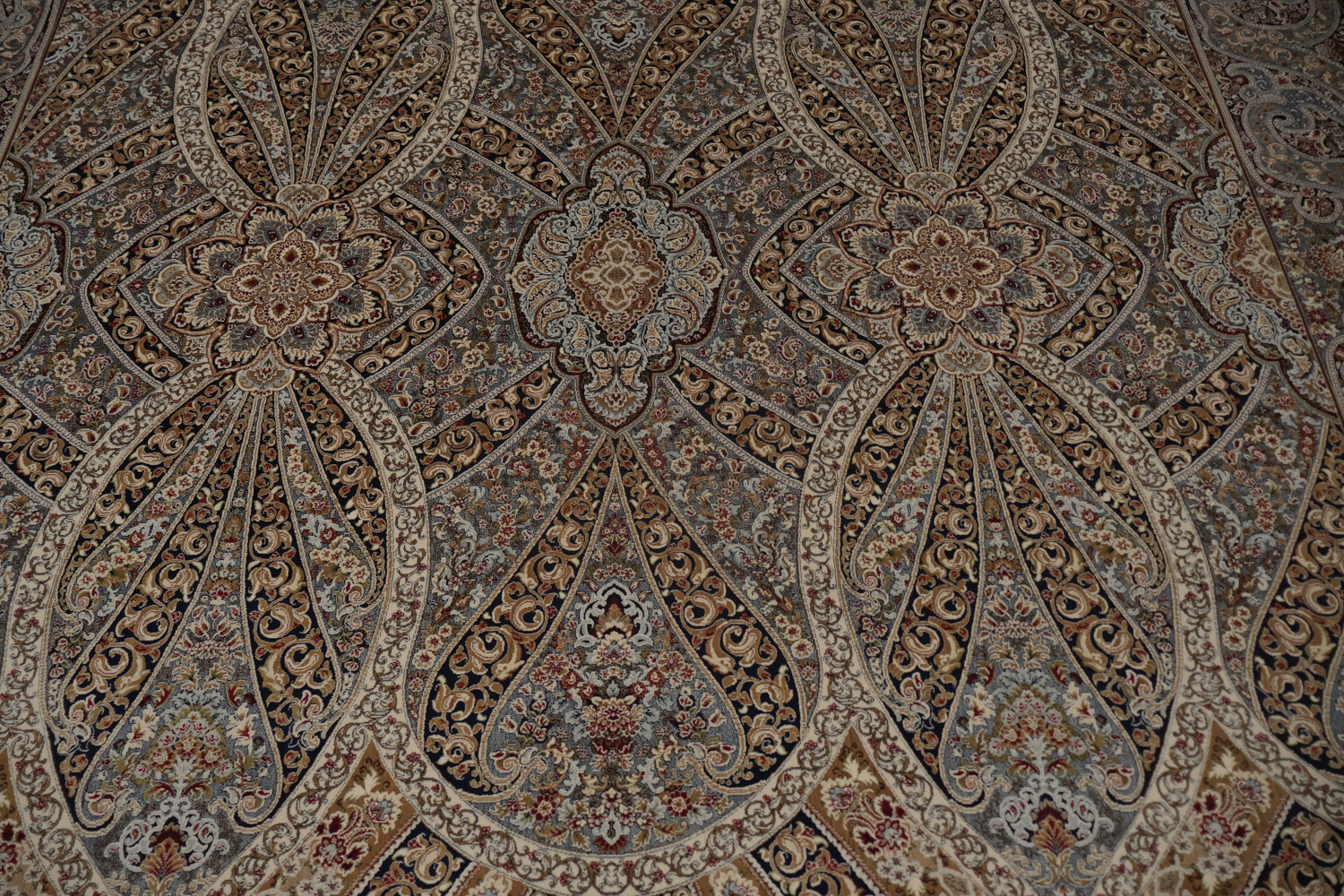 Elegant Handcrafted Qum Area Rug 7x10 with Timeless Classic Design