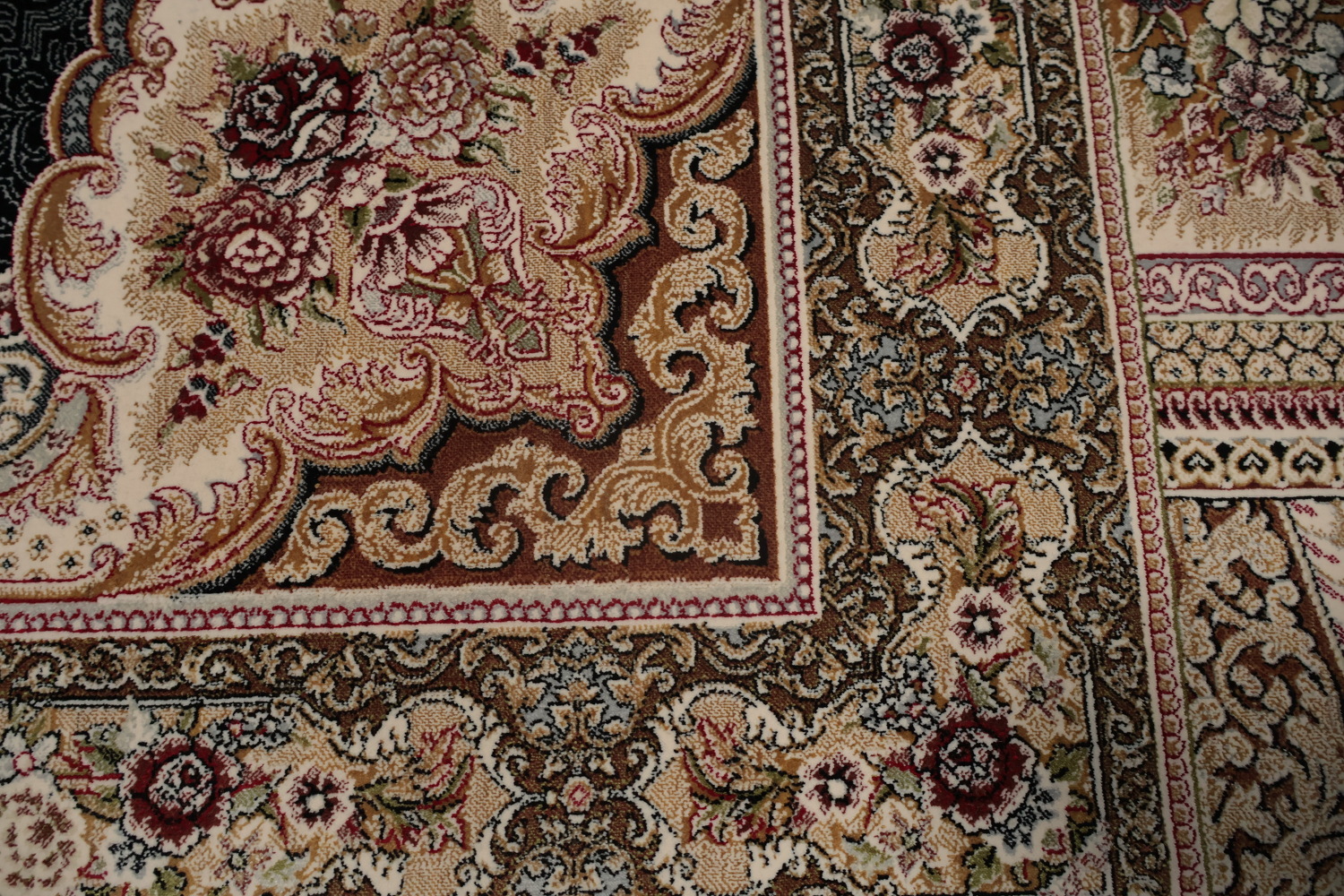 Exquisite Traditional Qum Area Rug 7x10 with Ornate Centerpiece Detail