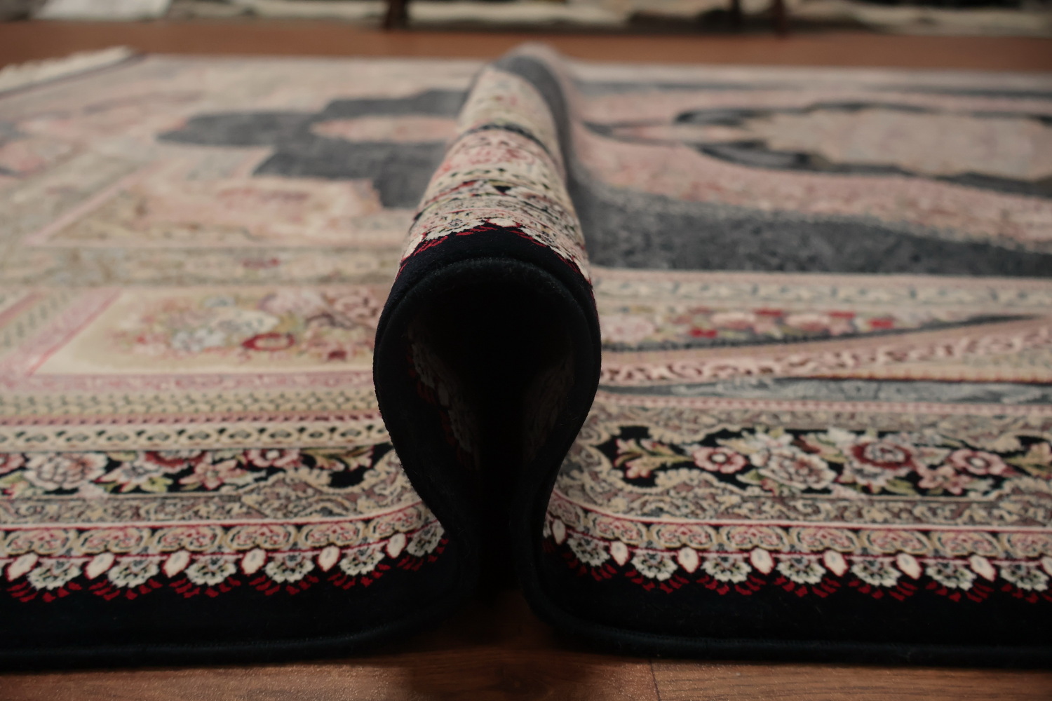 Exquisite Traditional Qum Area Rug 7x10 with Ornate Centerpiece Detail