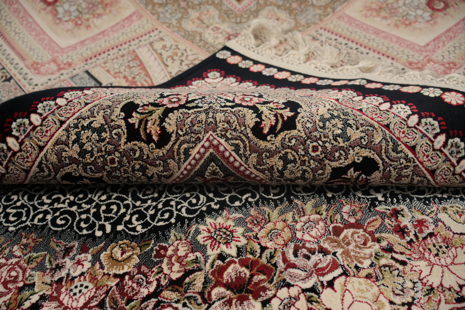 Exquisite Traditional Qum Area Rug 7x10 with Ornate Centerpiece Detail