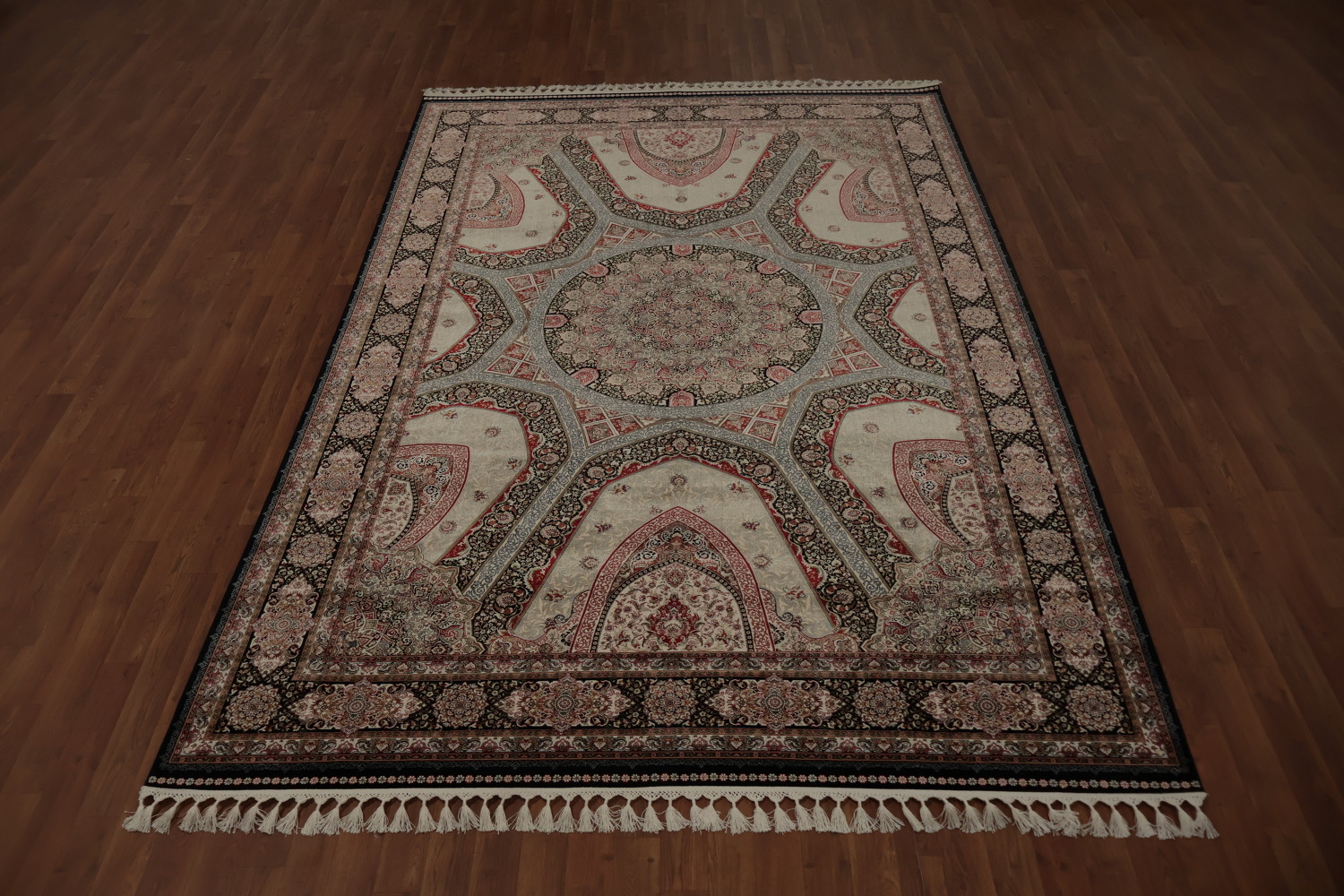 Elegant Traditional Paisley Design Rug with Intricate Patterns 7x10