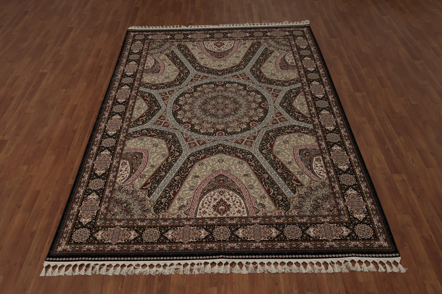 Elegant Traditional Paisley Design Rug with Intricate Patterns 7x10