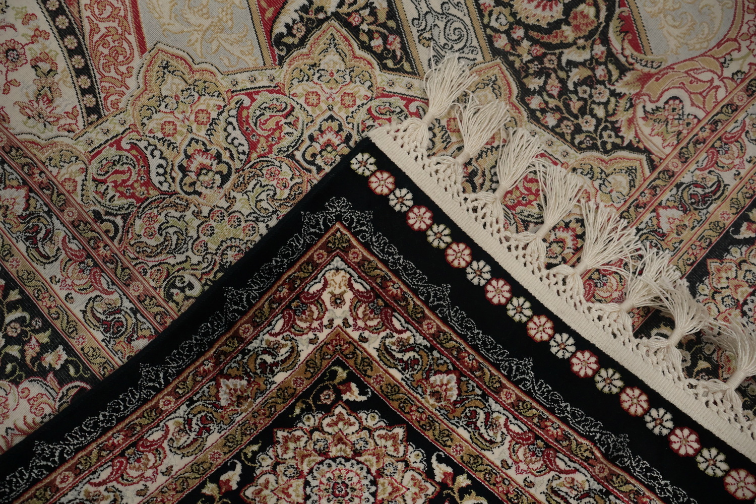 Elegant Traditional Paisley Design Rug with Intricate Patterns 7x10
