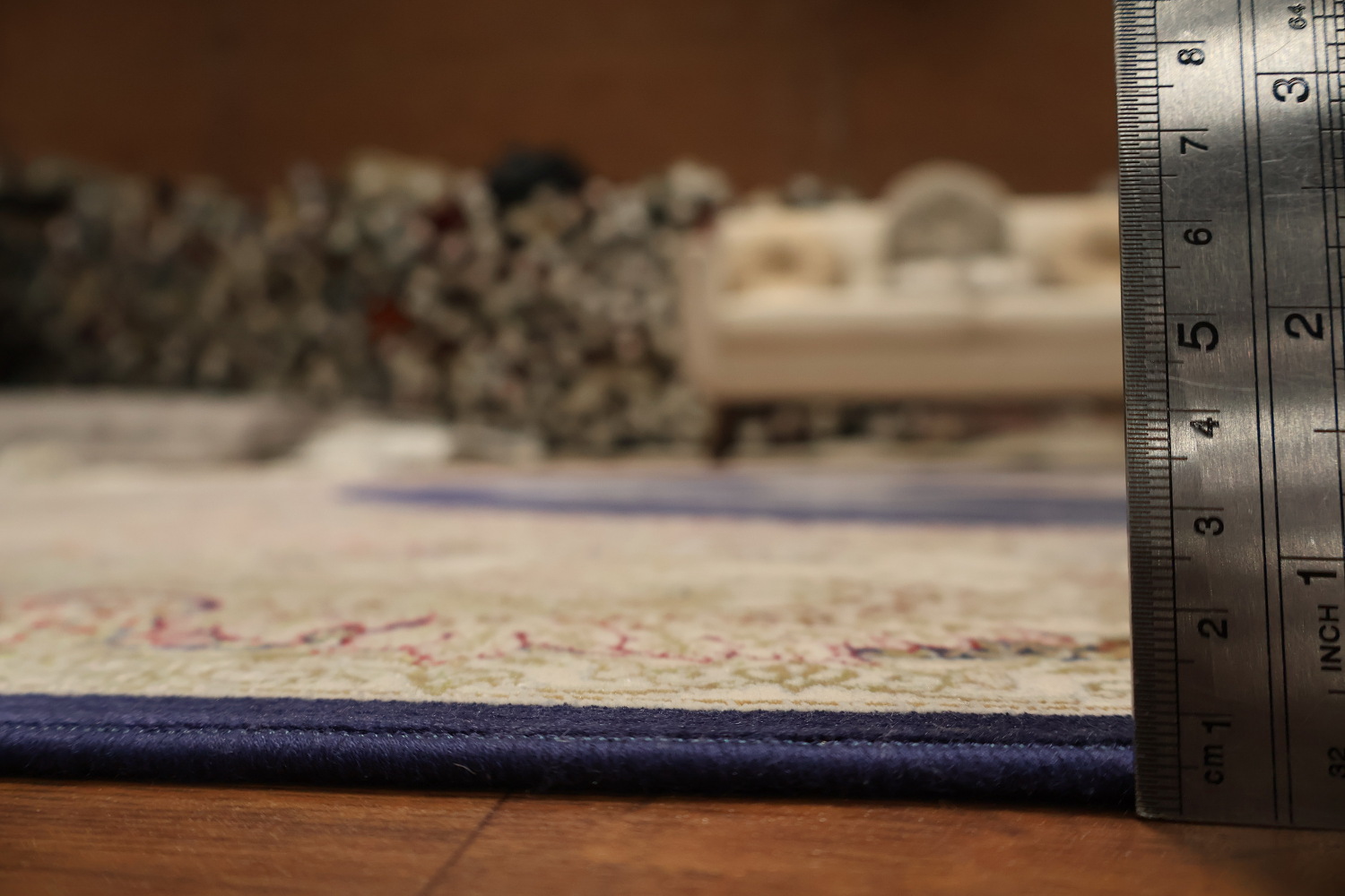 Luxury Persian-Inspired Rug with Intricate Blue Medallion Design 7x10