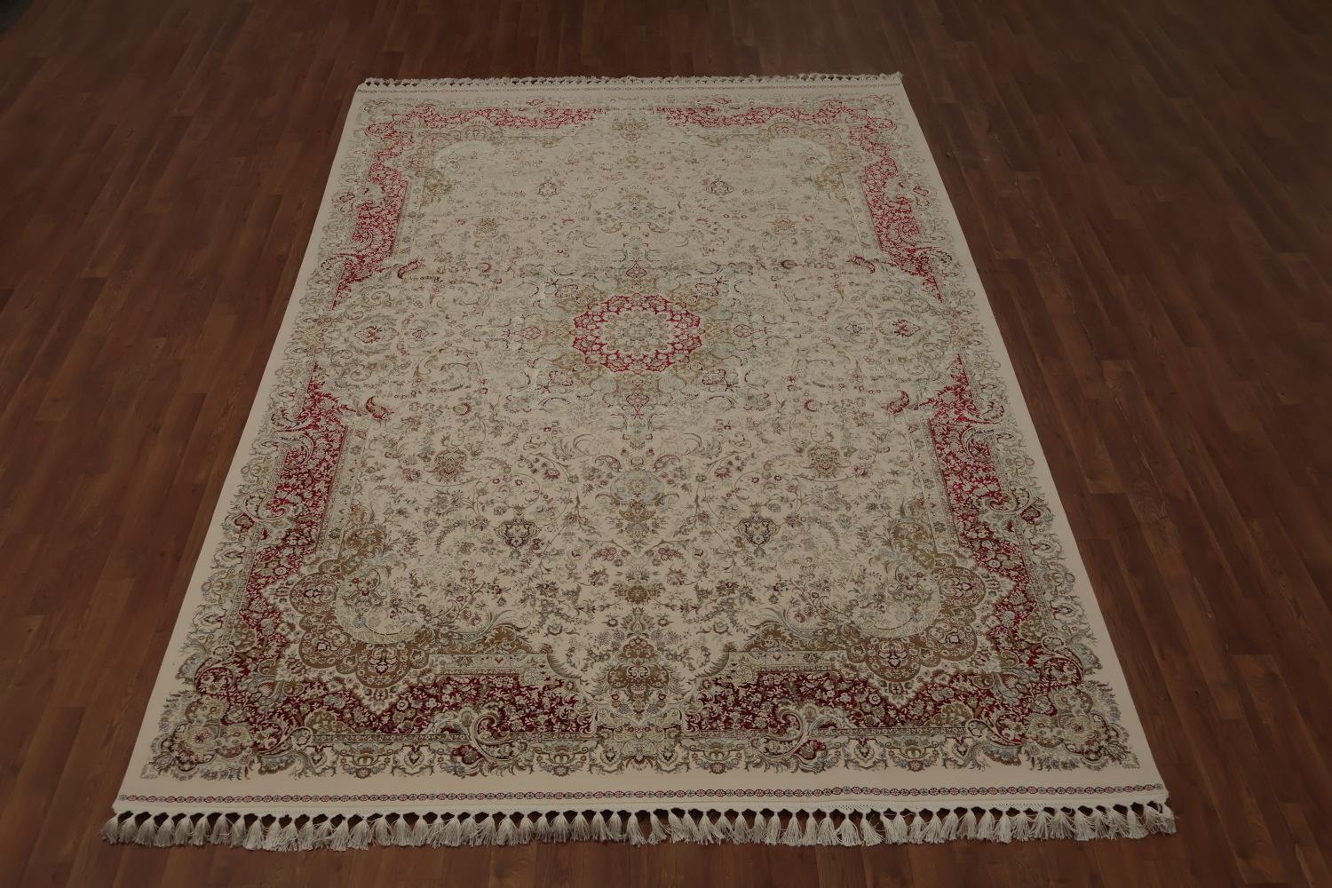 Traditional Elegance Qum Area Rug 7x10 for Home Decor