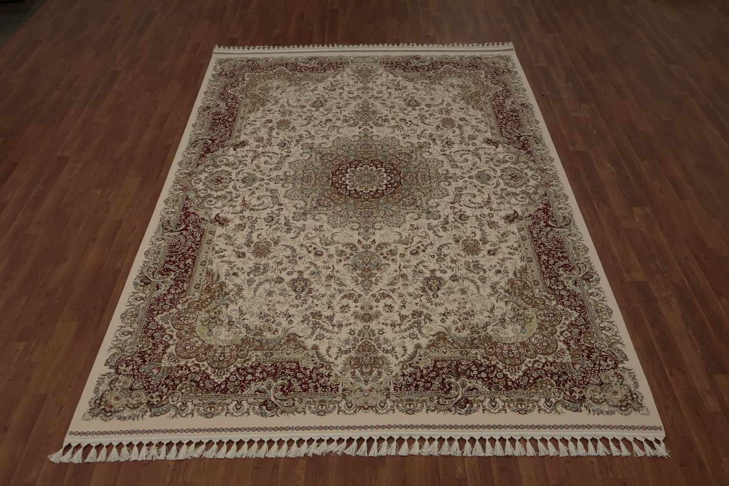 Traditional Elegance Qum Area Rug 7x10 for Home Decor