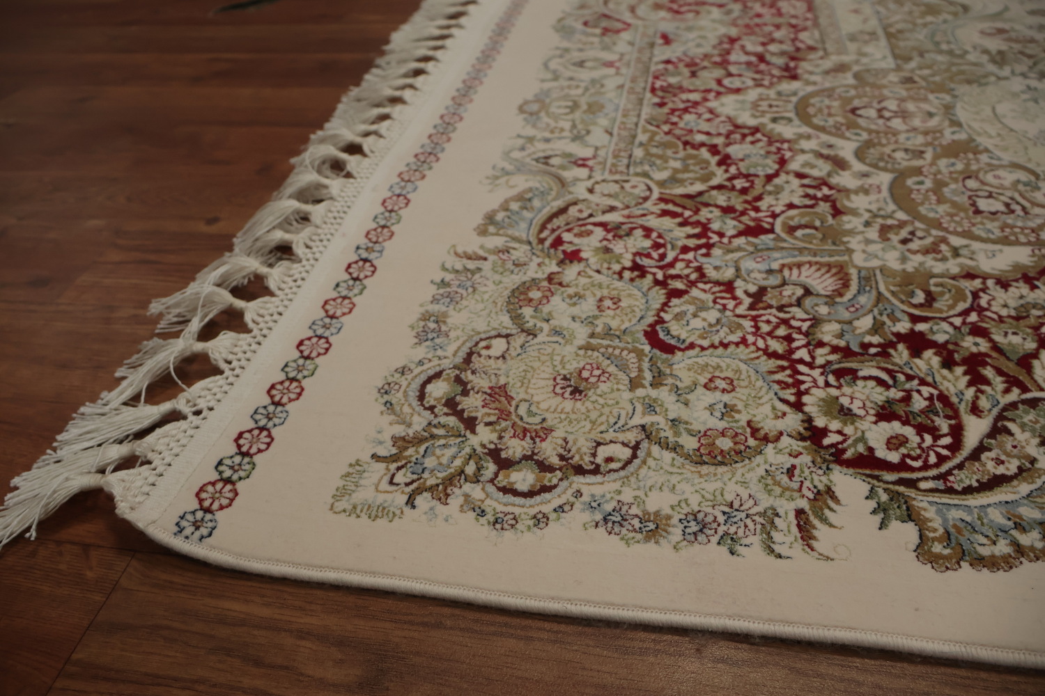 Traditional Elegance Qum Area Rug 7x10 for Home Decor