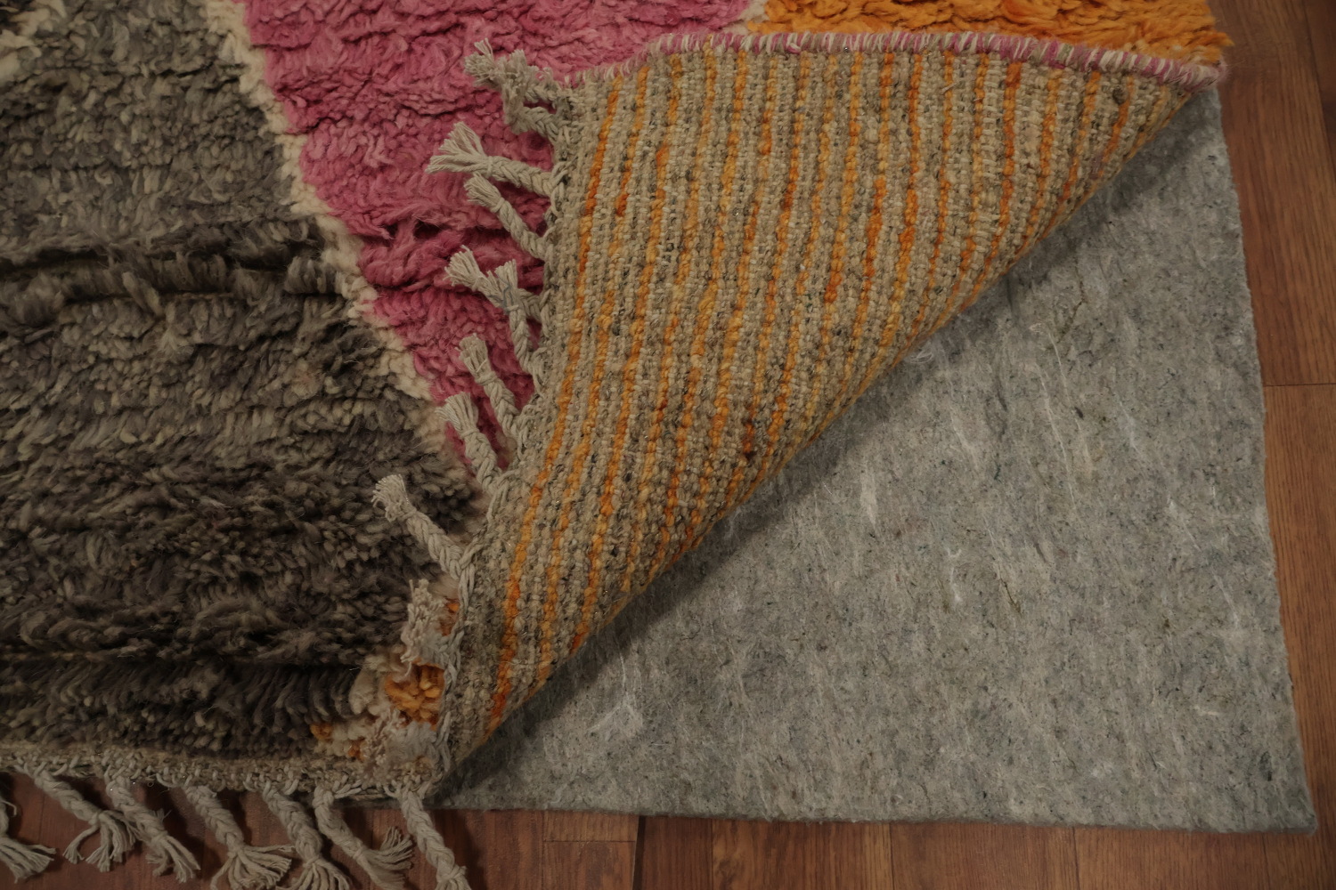 Diamond Motif Moroccan Area Rug 6x9 for Artistic Home Displays