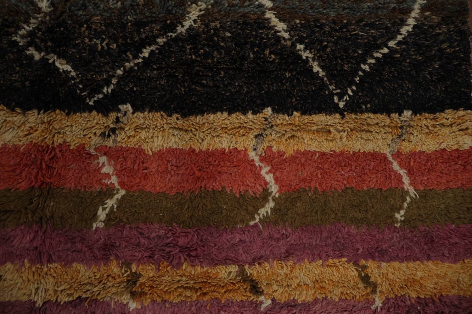 Unique Moroccan Area Rug 6x10 with Mixed Patterns and Colors