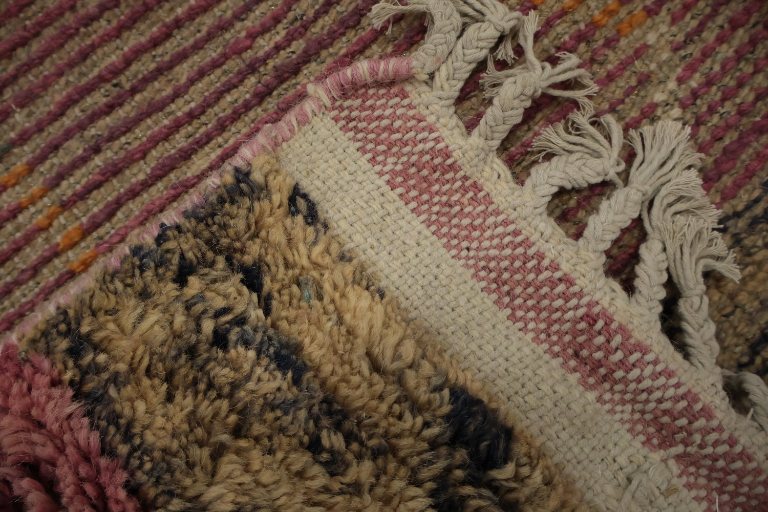 Unique Moroccan Area Rug 6x10 with Mixed Patterns and Colors