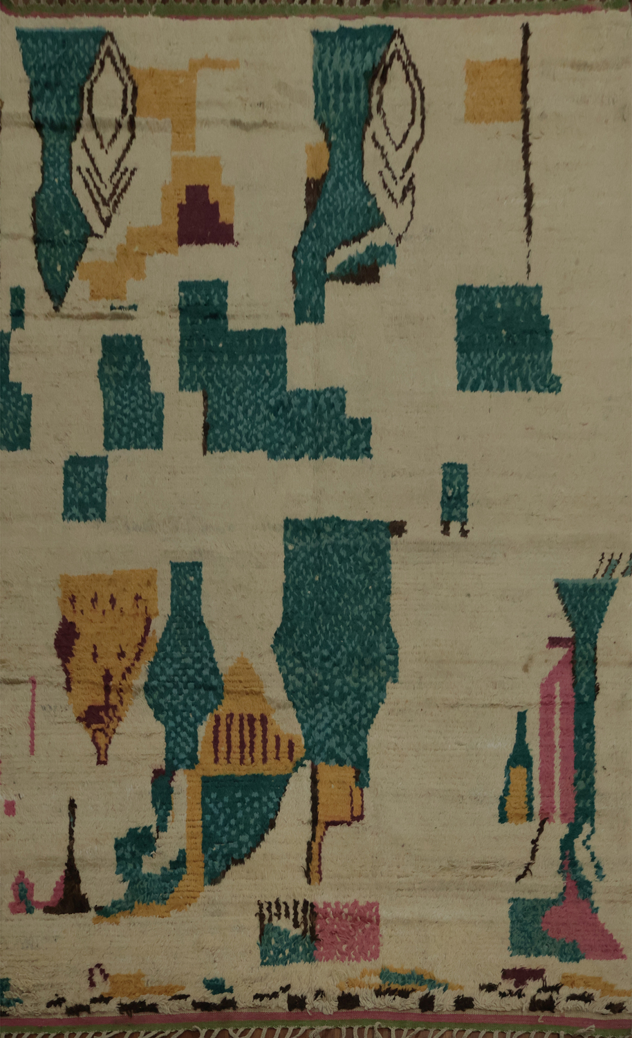 Geometric Earth Toned Moroccan Area Rug 6x10 to Enhance Cozy Spaces