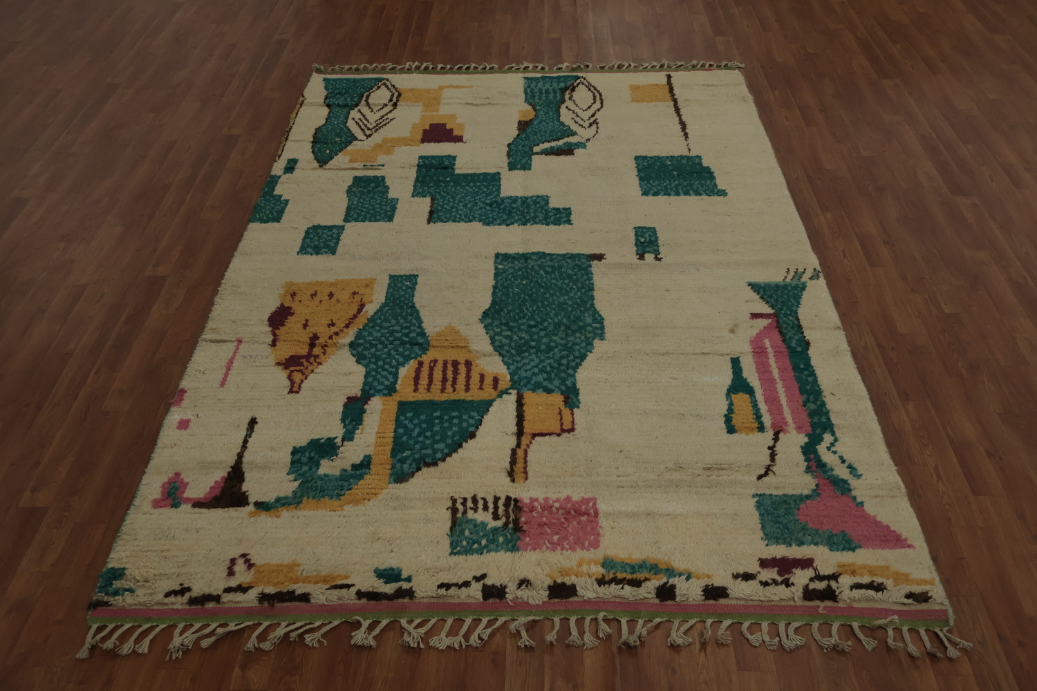 Geometric Earth Toned Moroccan Area Rug 6x10 to Enhance Cozy Spaces