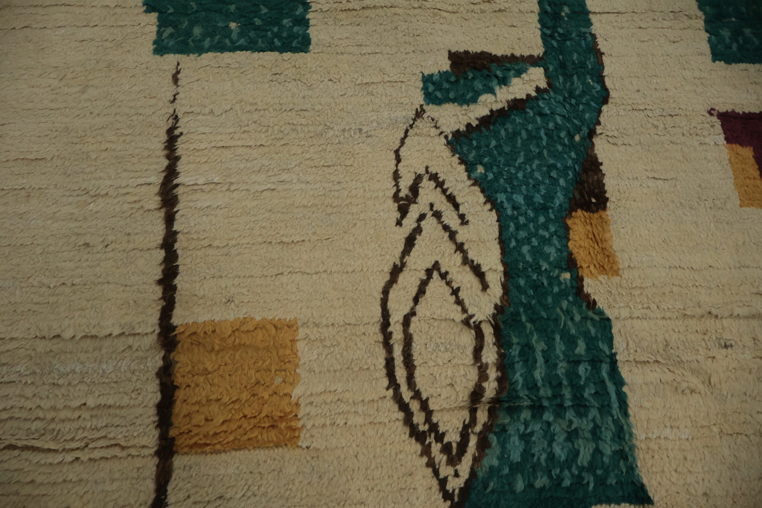Geometric Earth Toned Moroccan Area Rug 6x10 to Enhance Cozy Spaces