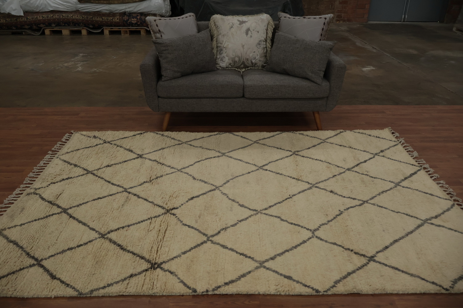 Minimalist Moroccan Wool Area Rug 6x9 in Neutral Beige Tones
