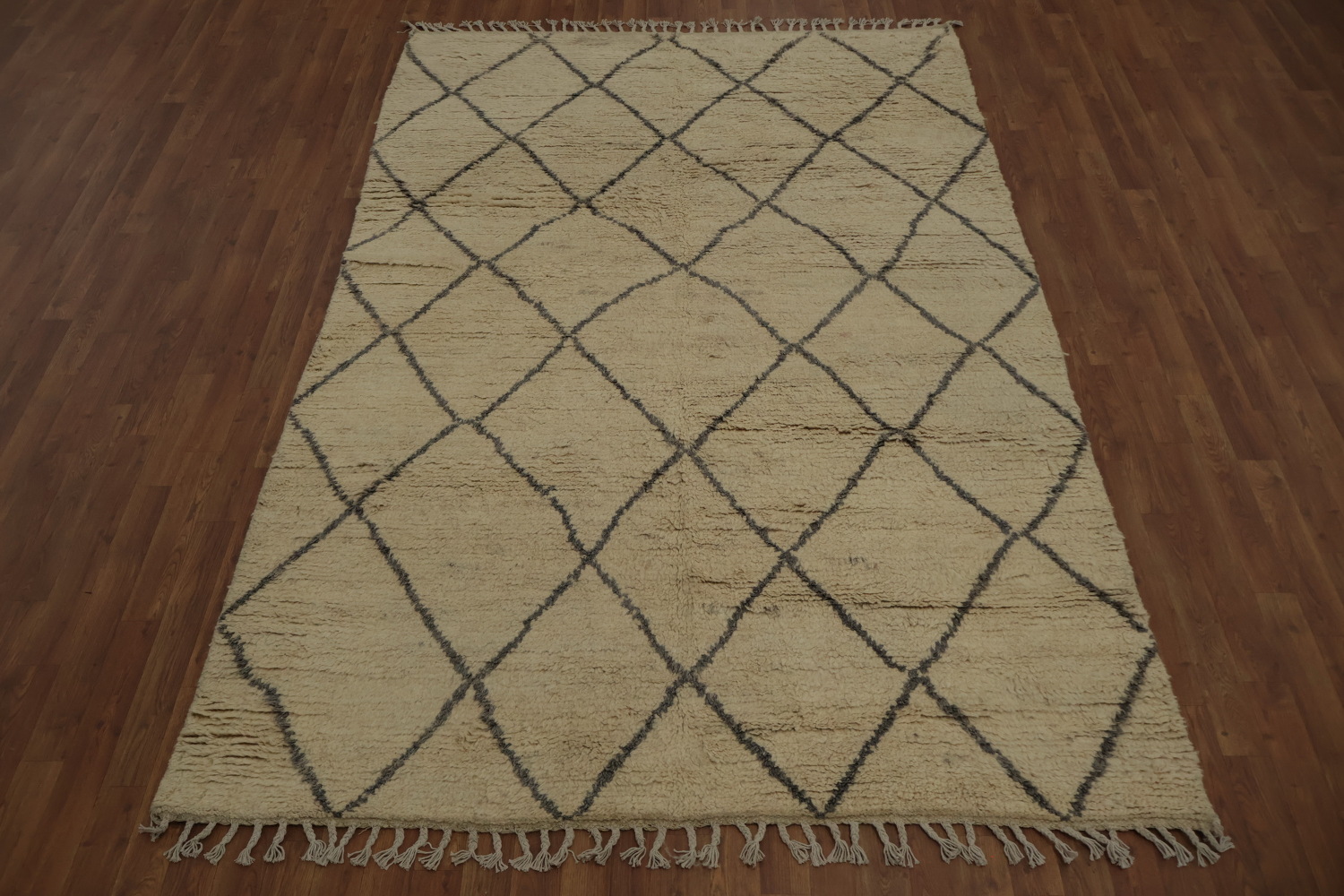 Minimalist Moroccan Wool Area Rug 6x9 in Neutral Beige Tones