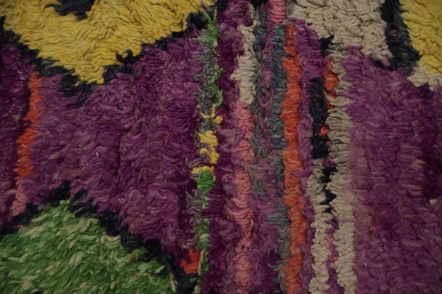 Chic and Artistic Plush Moroccan Area Rug 6x10 to Brighten Up Any Space