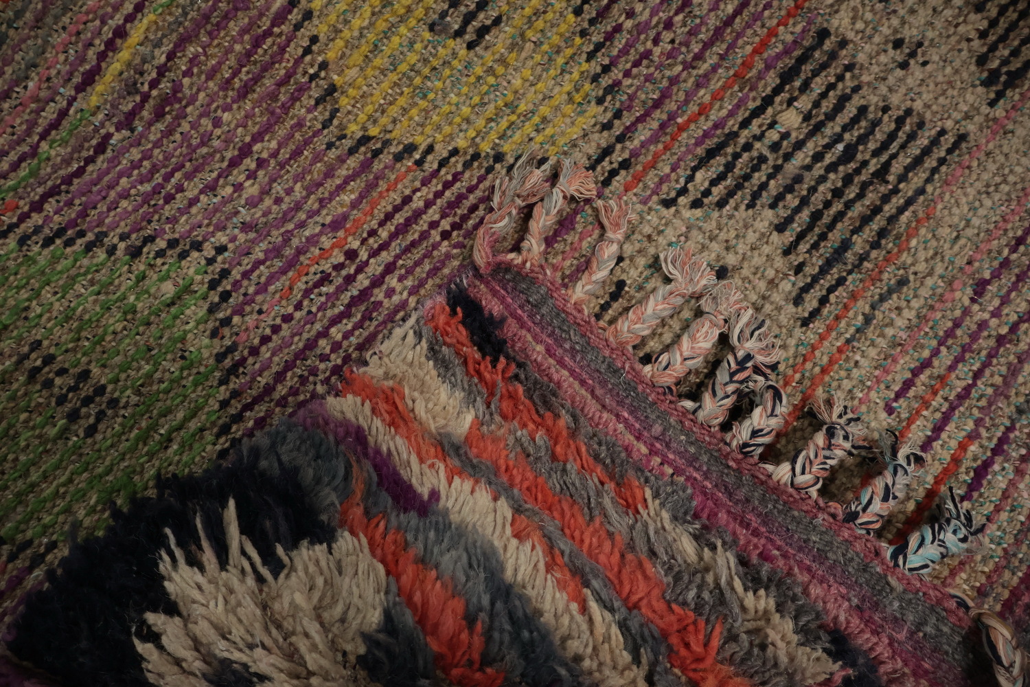 Chic and Artistic Plush Moroccan Area Rug 6x10 to Brighten Up Any Space