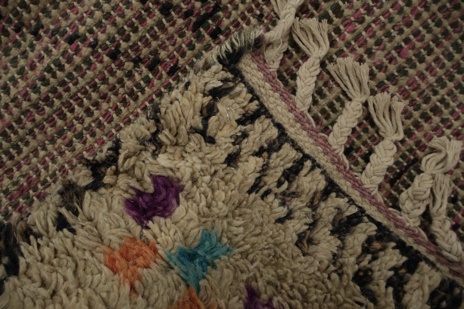 Exquisite Moroccan Area Rug 7x10 to Enhance Any Living Space