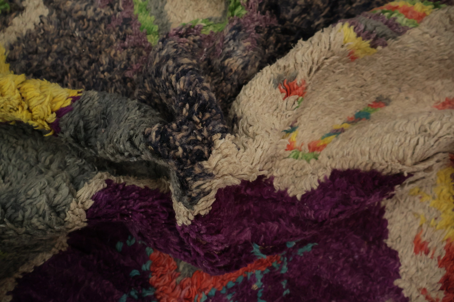 Eclectic Plush Moroccan Area Rug 9x13 for a Dynamic Room Vibe
