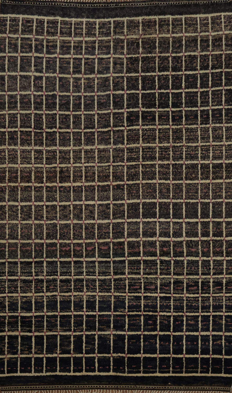 Chic Black and Navy Checkered Moroccan Area Rug for Living Room 10'x15'