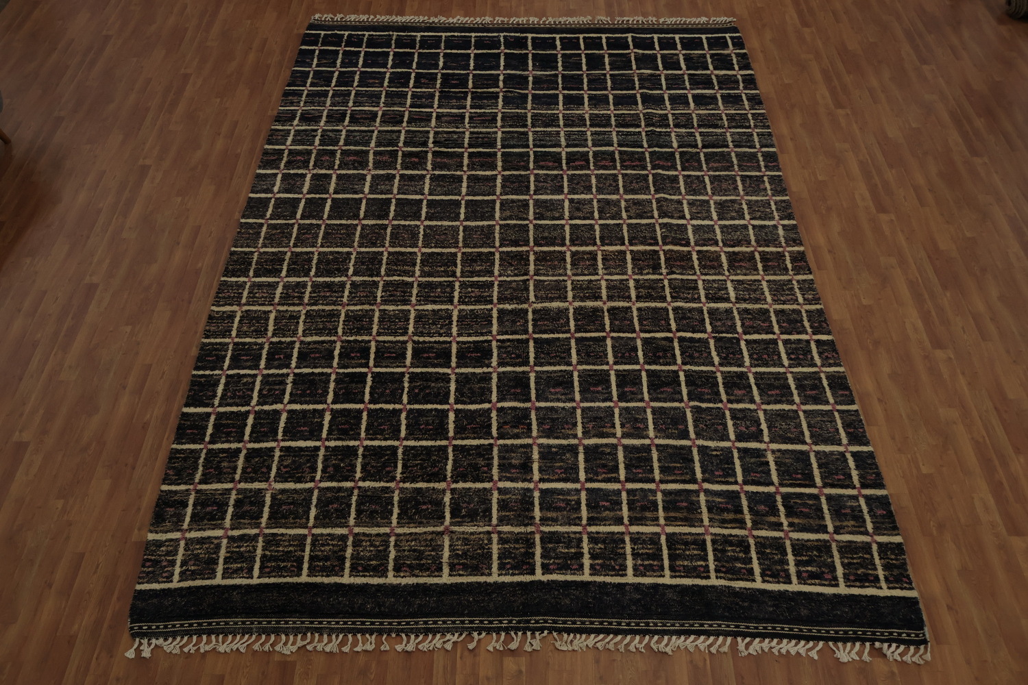 Chic Black and Navy Checkered Moroccan Area Rug for Living Room 10'x15'