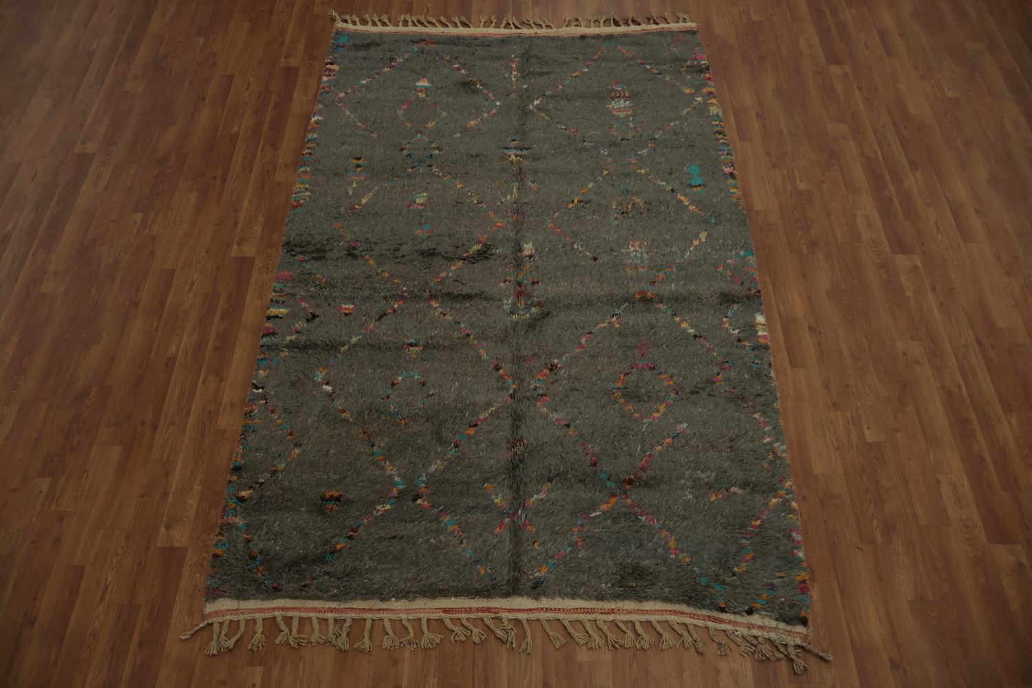 Handmade Gray Moroccan Area Rug 5x8 with Delicate Ethnic Motifs