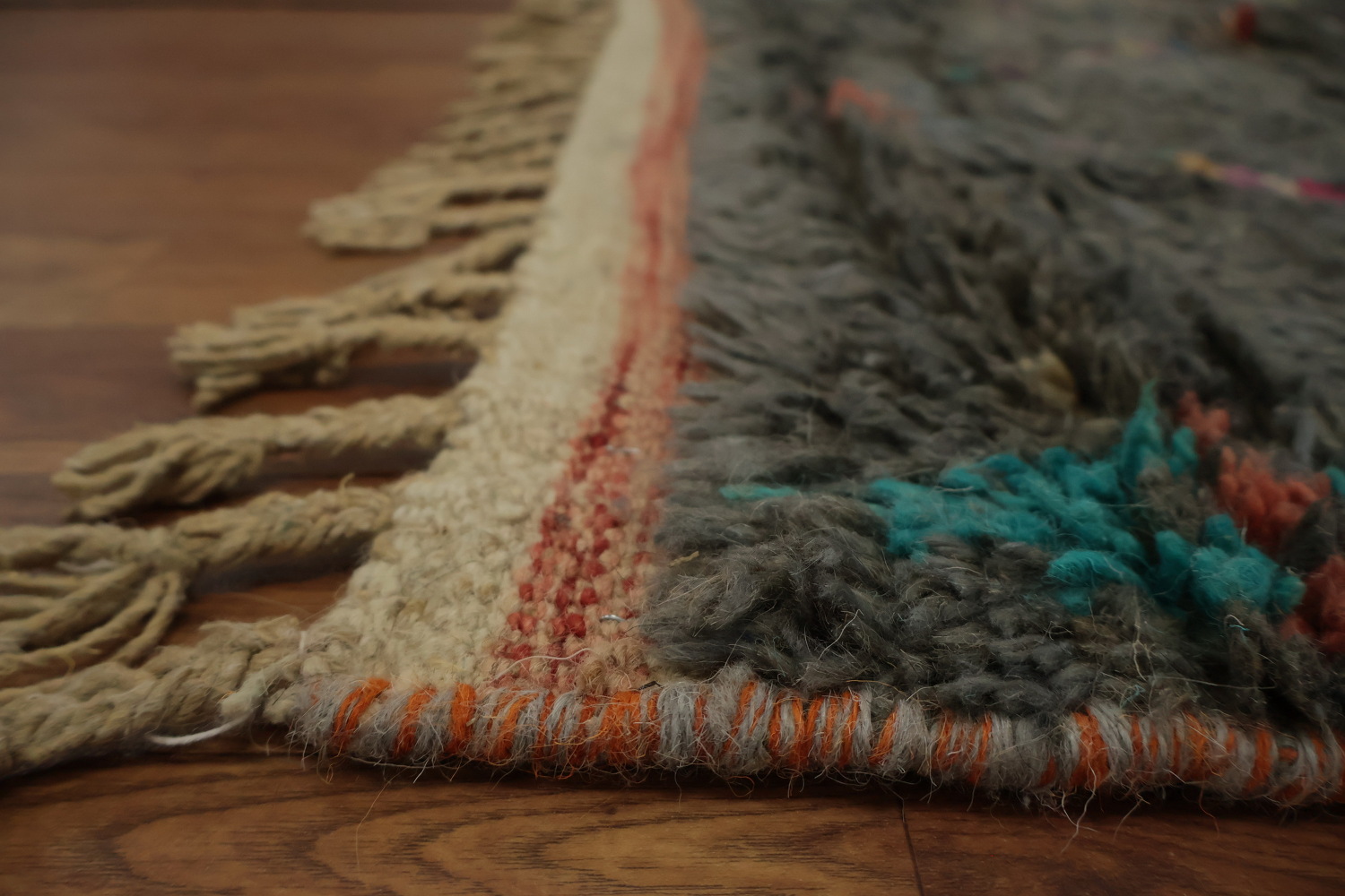 Handmade Gray Moroccan Area Rug 5x8 with Delicate Ethnic Motifs