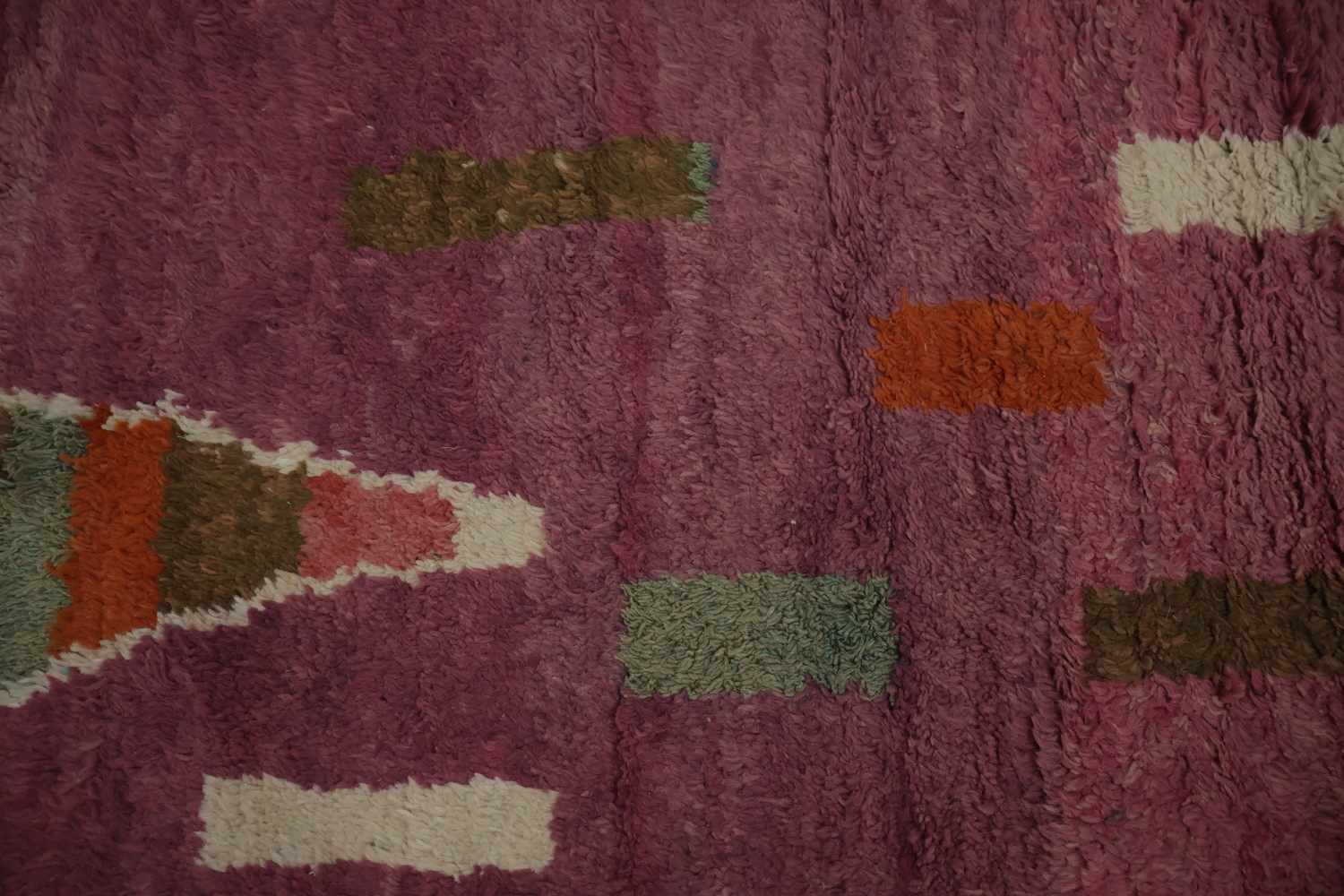 Vibrant Patterns in Artistic Plush Moroccan Area Rug 6x10