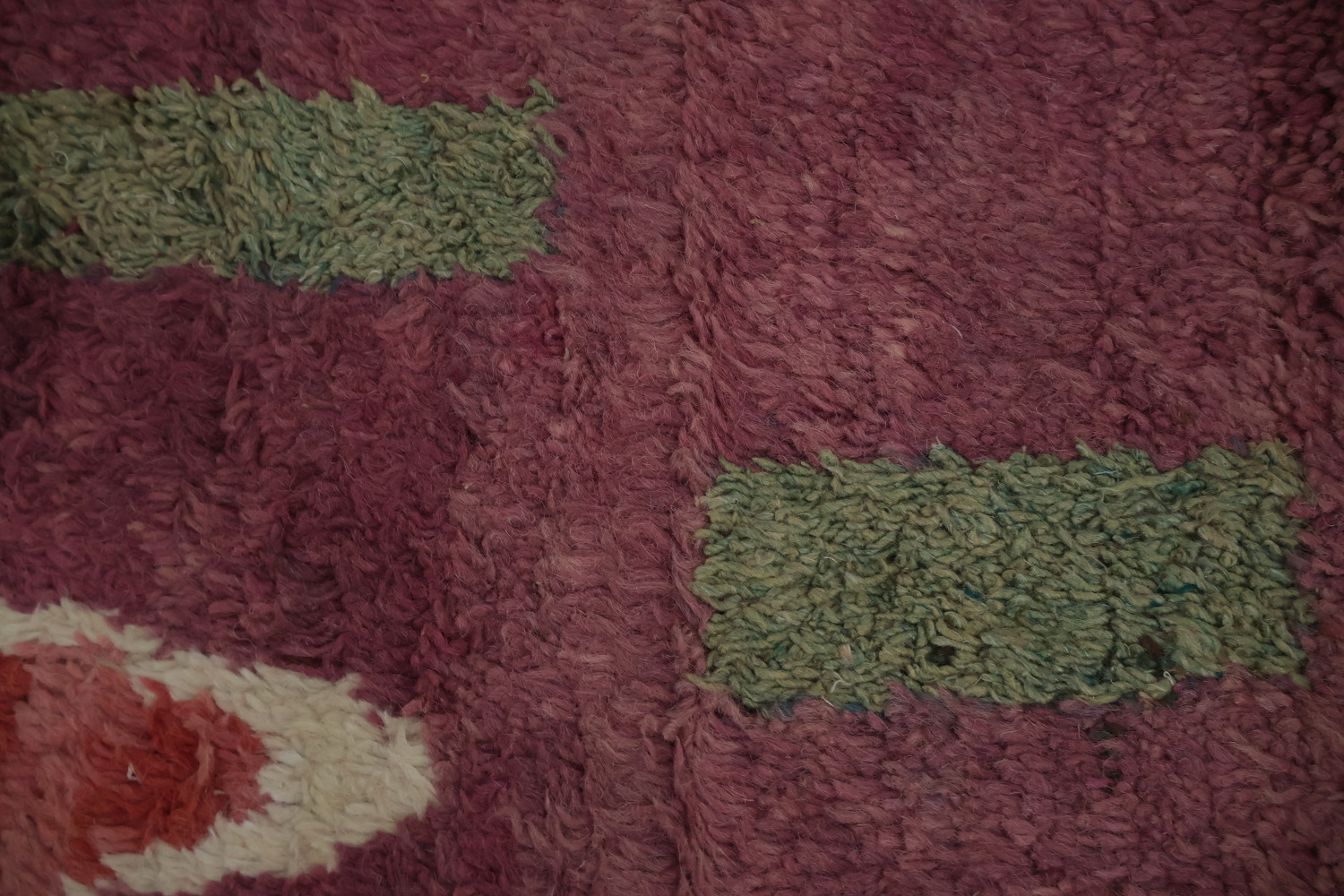 Vibrant Patterns in Artistic Plush Moroccan Area Rug 6x10
