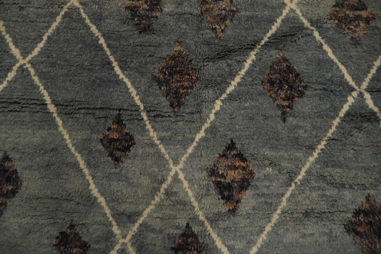 Plush Moroccan Area Rug 6x11 with Stylish Rhombus and Brown Accents