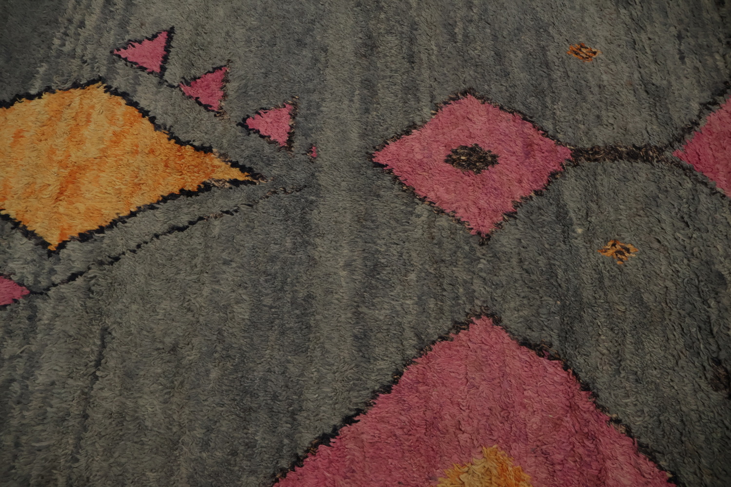 Sophisticated Geometric Moroccan Area Rug 9x12 with Artistic Flair