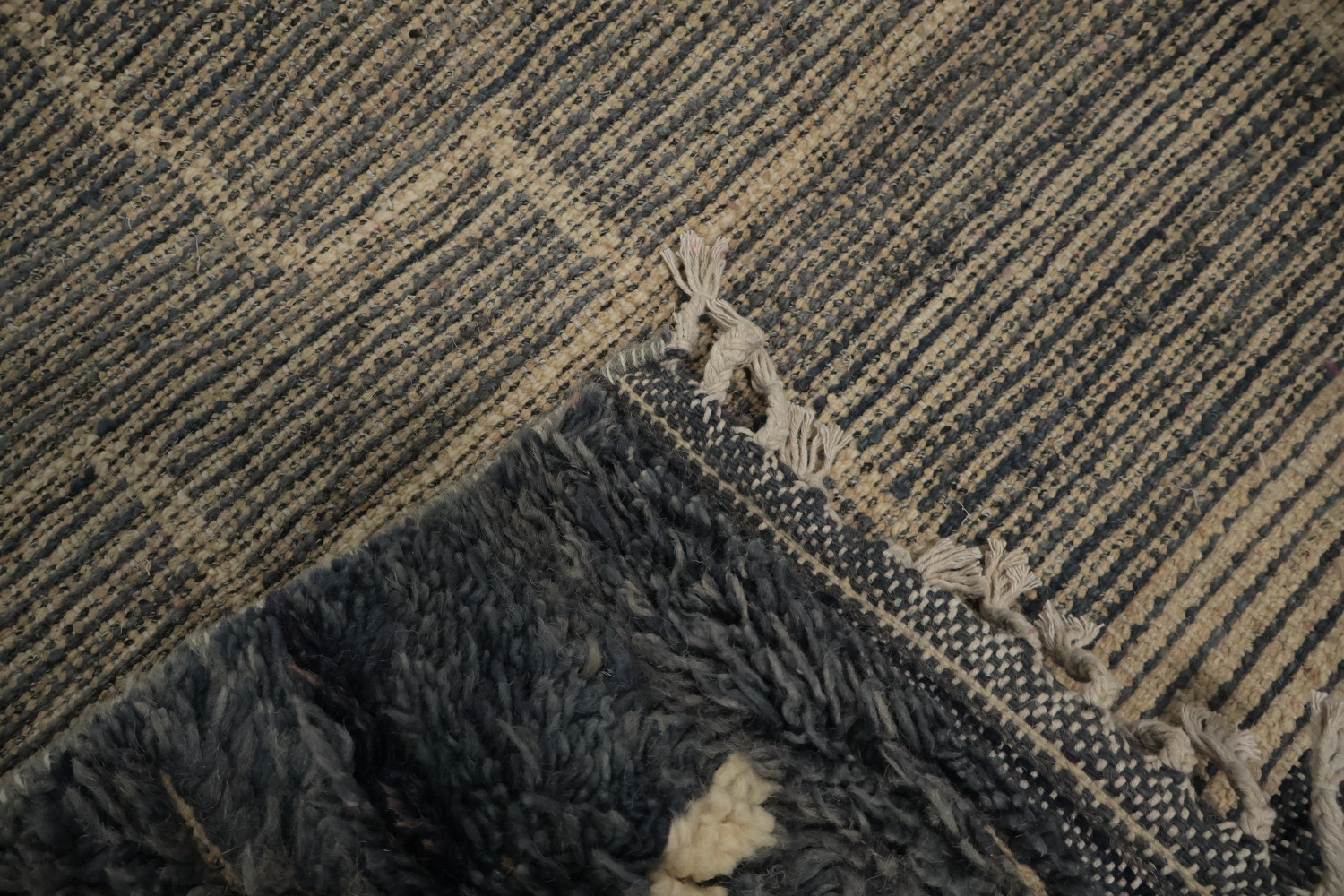 Modern Art-Inspired Moroccan Area Rug 9x13 with Elegant Line Work