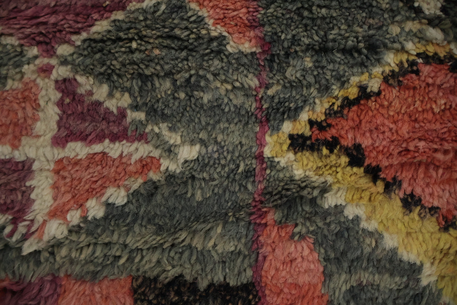 Eclectic Plush Moroccan Area Rug 8x10 to Elevate Your Home's Style