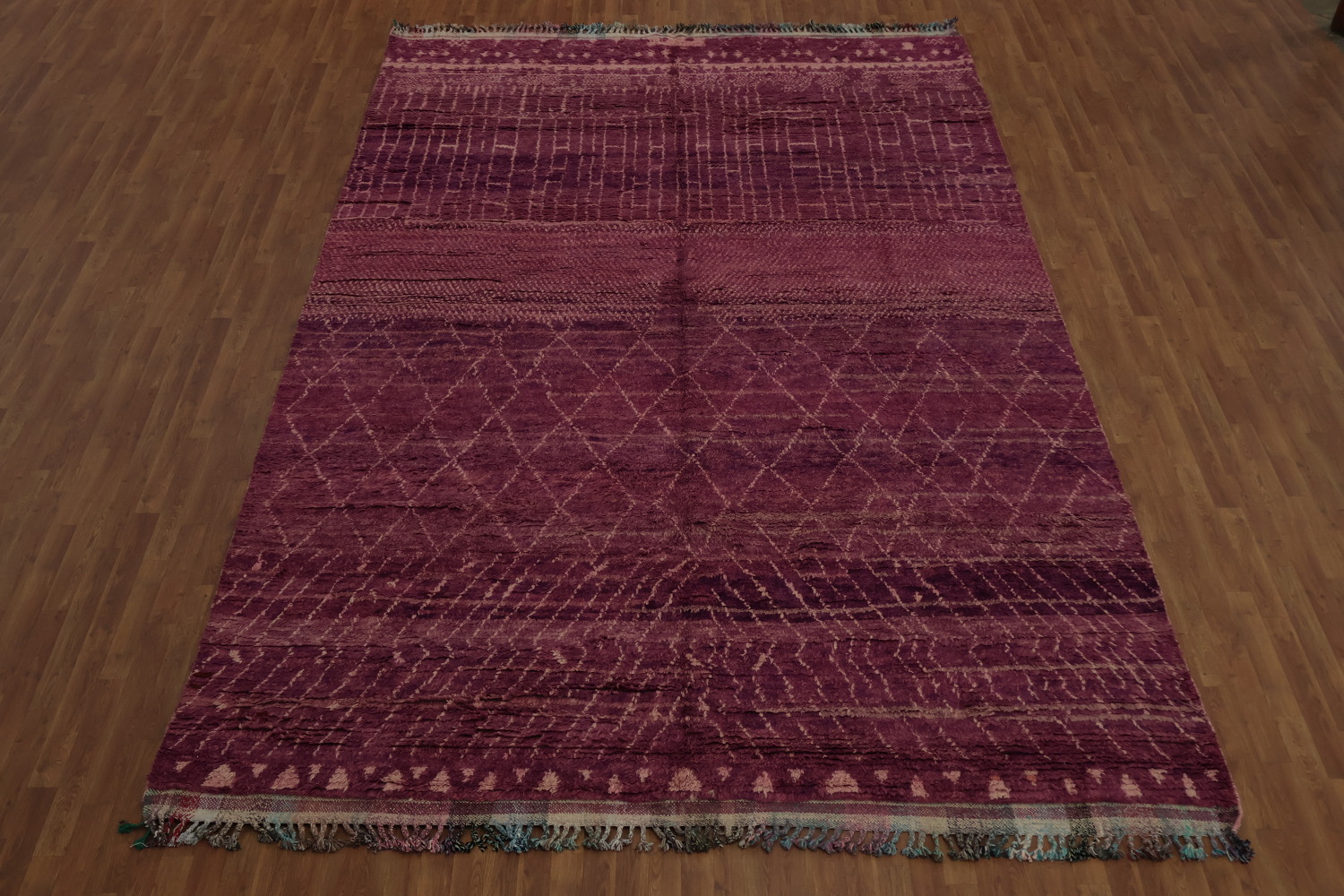 Stylish Plush Moroccan Large Rug 10x15 with Unique Geometric Design