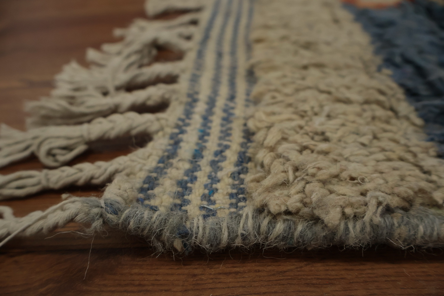 Plush Moroccan Area Rug 7x10 Featuring Unique Pattern Blend Design
