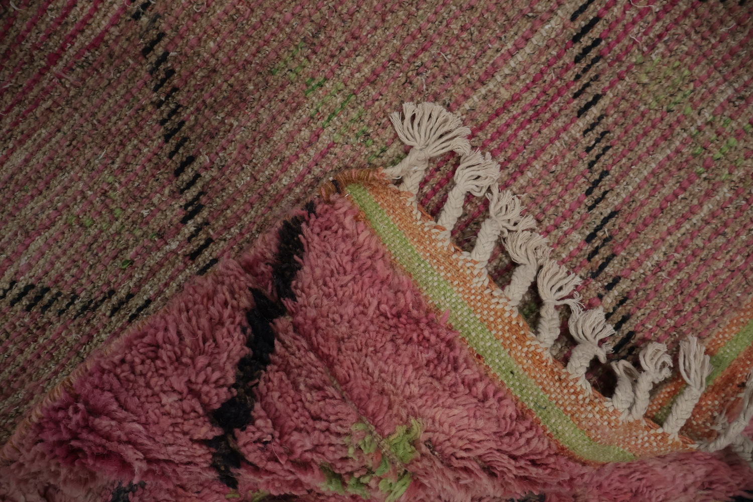 Soft Pink Plush Moroccan Area Rug 5x9 Add Sophisticated Flair to Rooms