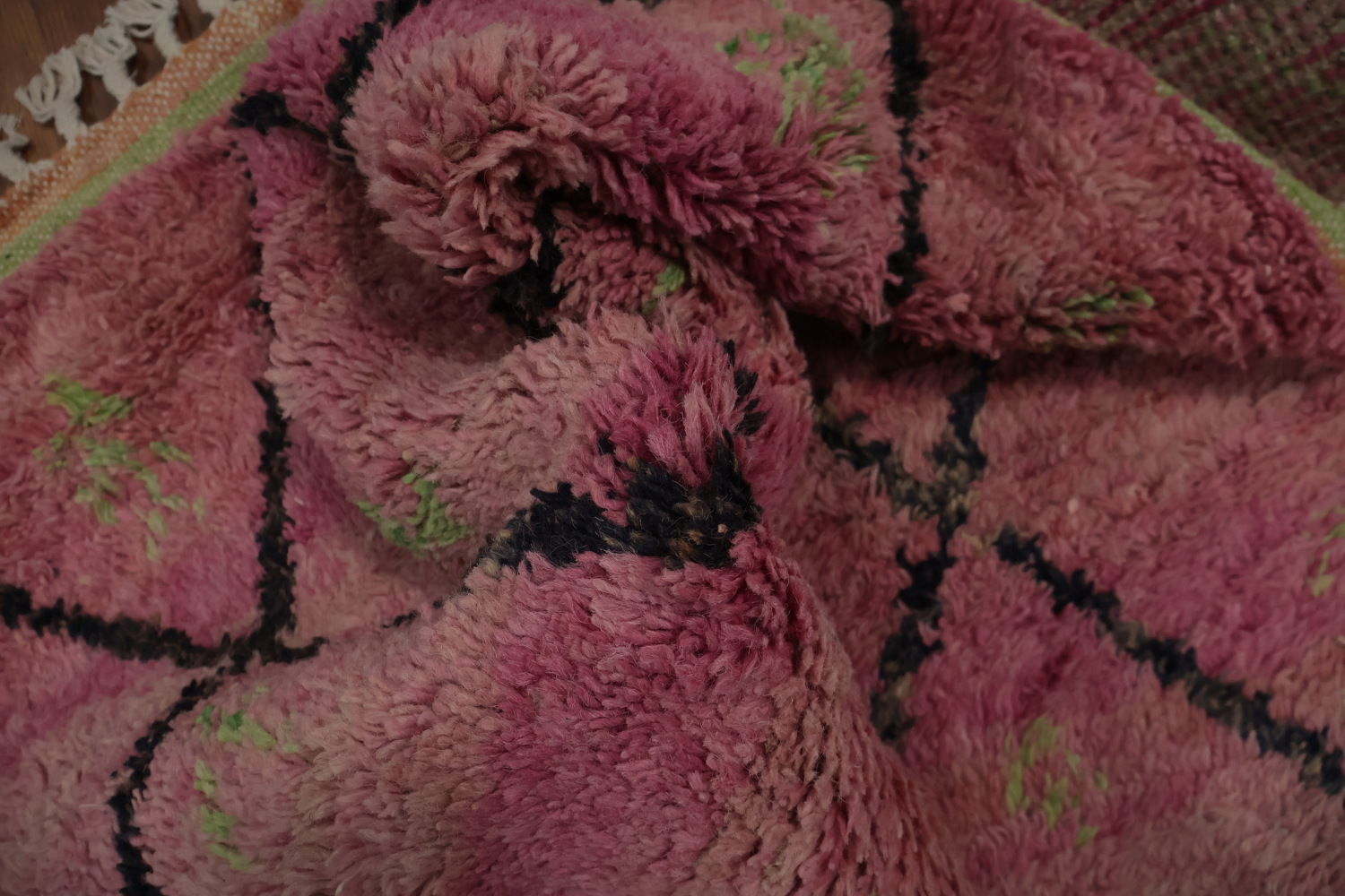 Soft Pink Plush Moroccan Area Rug 5x9 Add Sophisticated Flair to Rooms