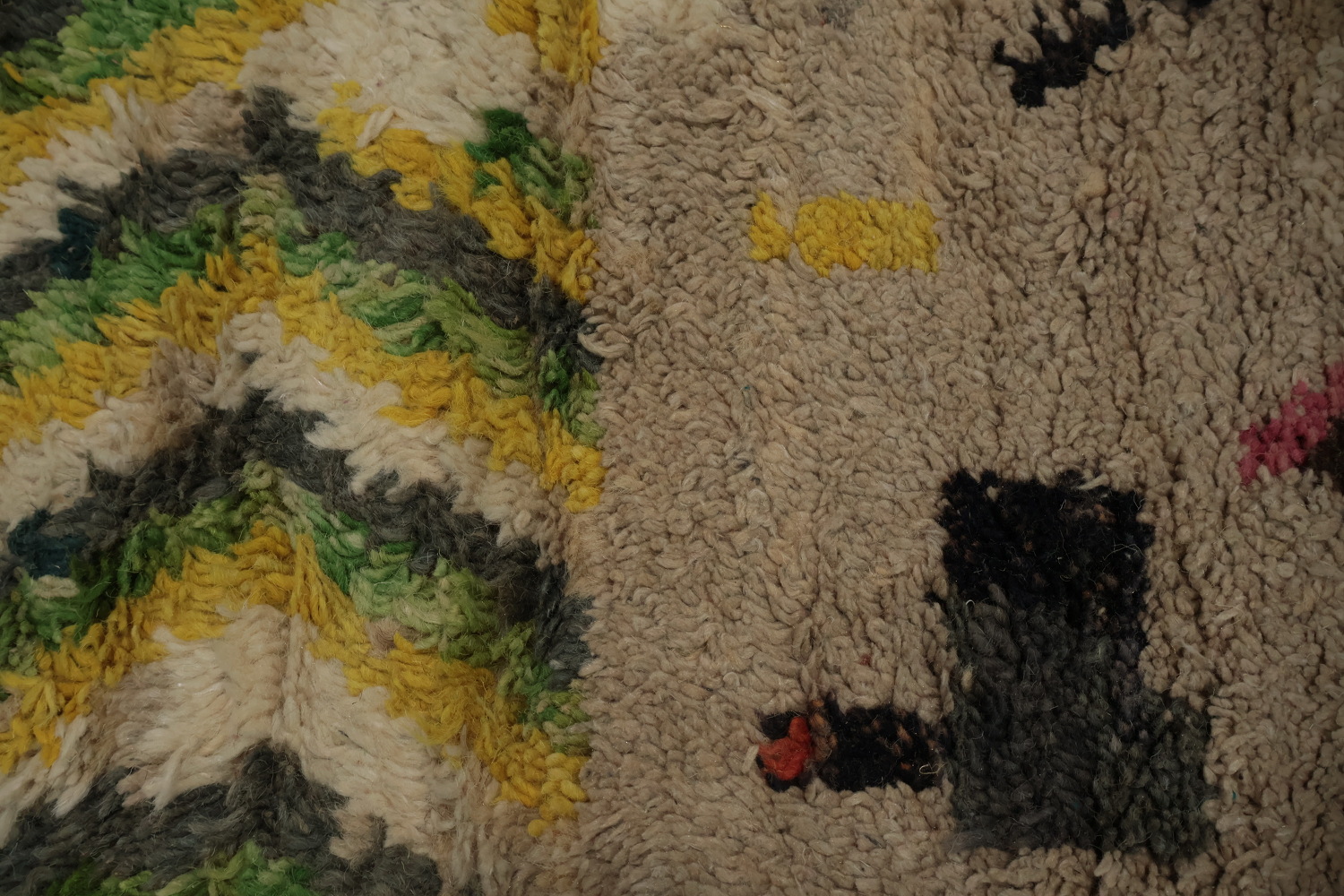Multi-Tone Plush Moroccan Area Rug 7x10 for Eclectic Spaces