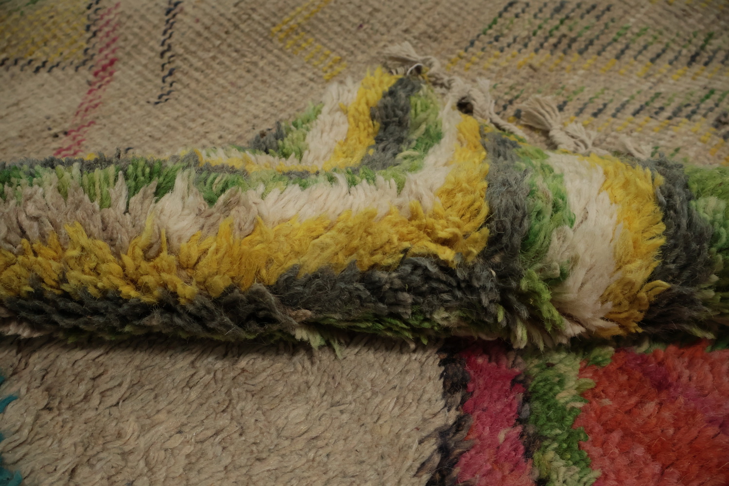 Multi-Tone Plush Moroccan Area Rug 7x10 for Eclectic Spaces