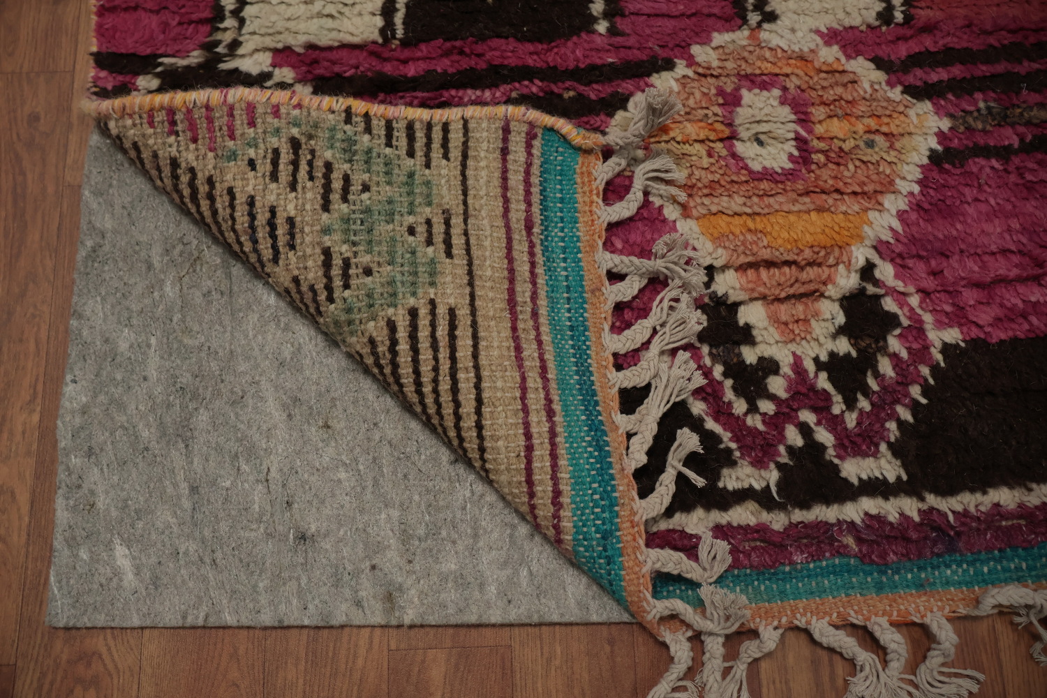 Bright and Bold: An Artistic Geometric Moroccan Large Rug 10x15