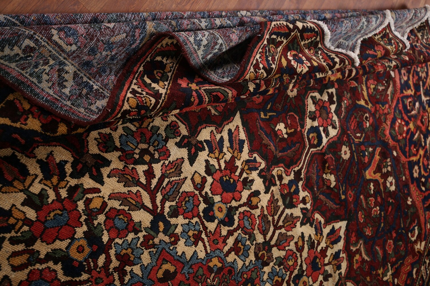 Antique Wool Handmade Bakhtiari Persian Large Rug 11x17