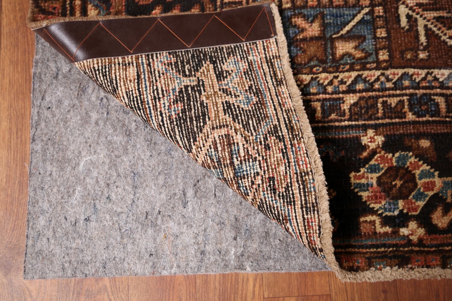 Pre-1900 Antique Heris Serapi Persian Area Rug 7x10