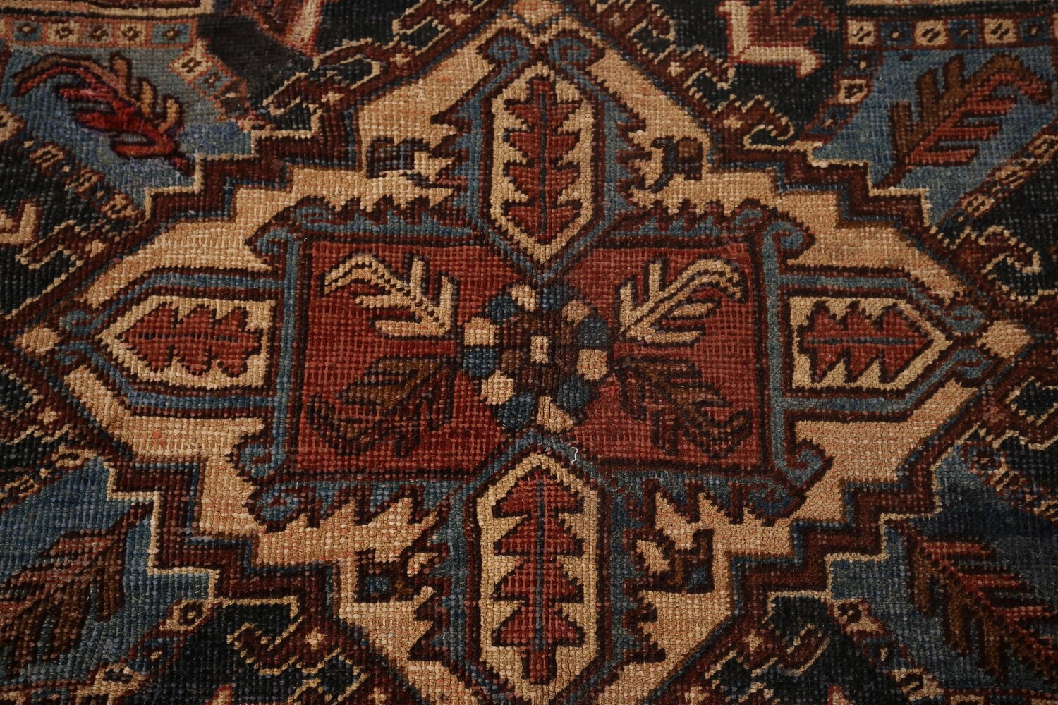 Pre-1900 Antique Heris Serapi Persian Area Rug 7x10