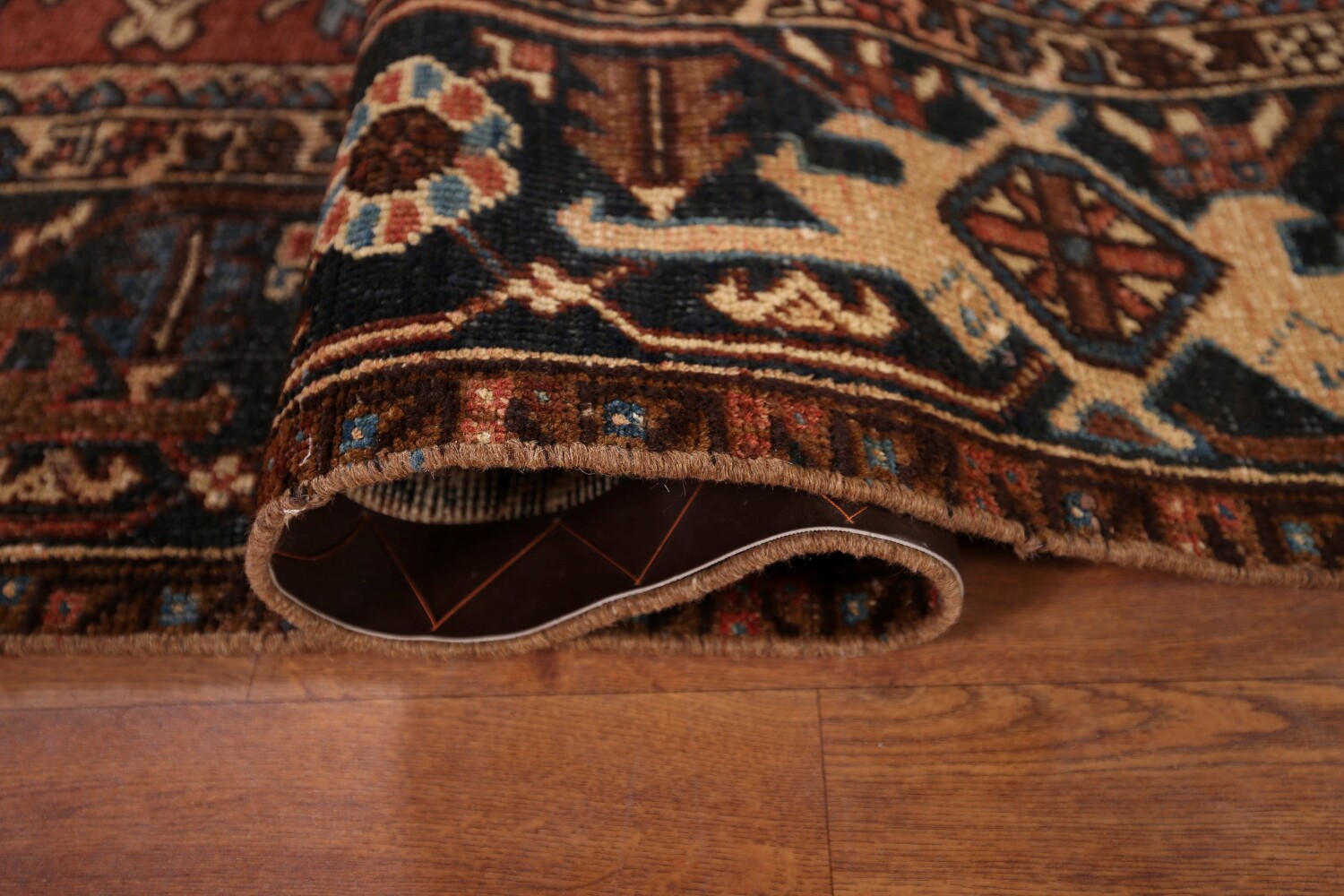 Pre-1900 Antique Heris Serapi Persian Area Rug 7x10